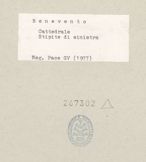 Rückseite von Pace, Valentino [https://www.deutsche-digitale-bibliothek.de/content/lizenzen/rv-ez/] Porta MaggioreLinker Pfosten - Detail, bh267302_recto. Foto: Pace, Valentino.