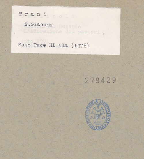 Rückseite von Pace, Valentino [https://www.deutsche-digitale-bibliothek.de/content/lizenzen/rv-ez/] Portal - Detail: Greif und Löwe, bh278429_recto. Foto: Pace, Valentino.