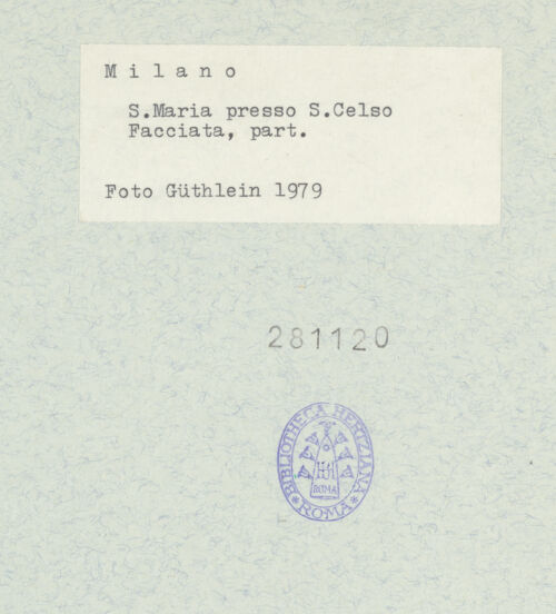 Rückseite von Güthlein, Klaus [https://www.deutsche-digitale-bibliothek.de/content/lizenzen/rv-fz/] Santa Maria presso San CelsoWestfassade - Giebel, Detail, bh281120_recto. Foto: Güthlein, Klaus.