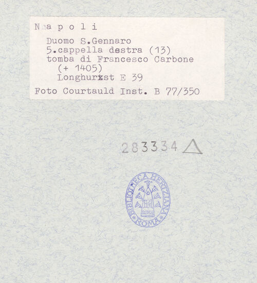 Rückseite von Courtauld Institute of Art [https://www.deutsche-digitale-bibliothek.de/content/lizenzen/rv-ez/] Grabmal des Kardinals Francesco Carbone (gest. 1405) - Detail: Tragfiguren, Sarkophag, Grabkammer und Stiftergruppe, bh283334_recto. Foto.