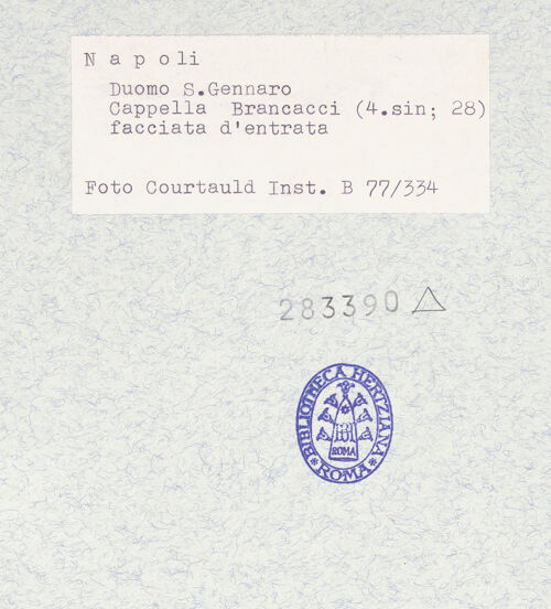 Rückseite von Courtauld Institute of Art [https://www.deutsche-digitale-bibliothek.de/content/lizenzen/rv-ez/] DuomoCappella Brancaccio - Fassade, Seitenansicht, bh283390_recto. Foto.