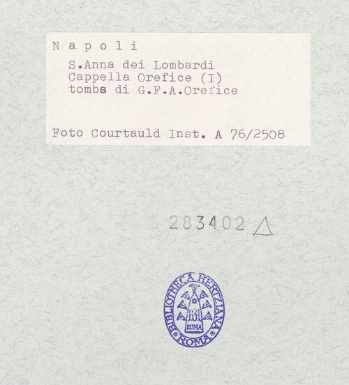 Rückseite von Courtauld Institute of Art [https://www.deutsche-digitale-bibliothek.de/content/lizenzen/rv-ez/] Grabmal des G.F.A. Orefice - Gesamtansicht, bh283402_recto. Foto.