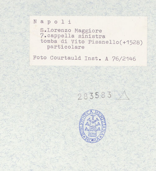 Rückseite von Courtauld Institute of Art [https://www.deutsche-digitale-bibliothek.de/content/lizenzen/rv-ez/] Grabmal des Vito Pisanelli - Wappen, bh283583_recto. Foto.