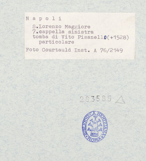 Rückseite von Courtauld Institute of Art [https://www.deutsche-digitale-bibliothek.de/content/lizenzen/rv-ez/] Grabmal des Vito Pisanelli - Detail des Sarkophages, bh283585_recto. Foto.