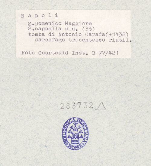 Rückseite von Courtauld Institute of Art [https://www.deutsche-digitale-bibliothek.de/content/lizenzen/rv-ez/] Grabmal des Antonio Carafa, genannt Malizia (gest. 1438) - Gesamtansicht, bh283732_recto. Foto.