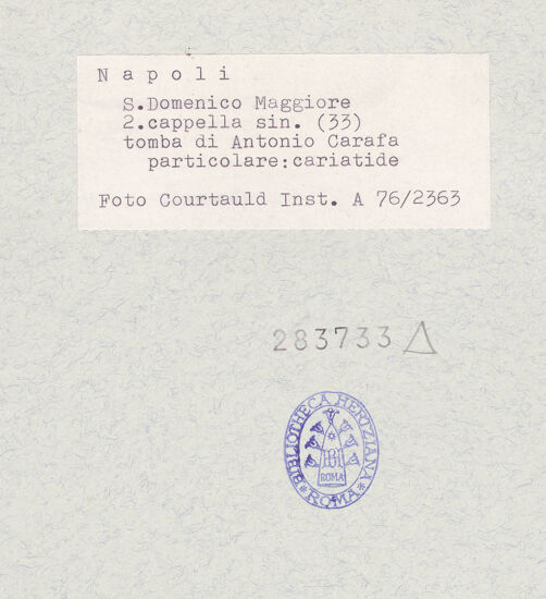 Rückseite von Courtauld Institute of Art [https://www.deutsche-digitale-bibliothek.de/content/lizenzen/rv-ez/] Grabmal des Antonio Carafa, genannt Malizia (gest. 1438)Tugenden - Temperantia, bh283733_recto. Foto.