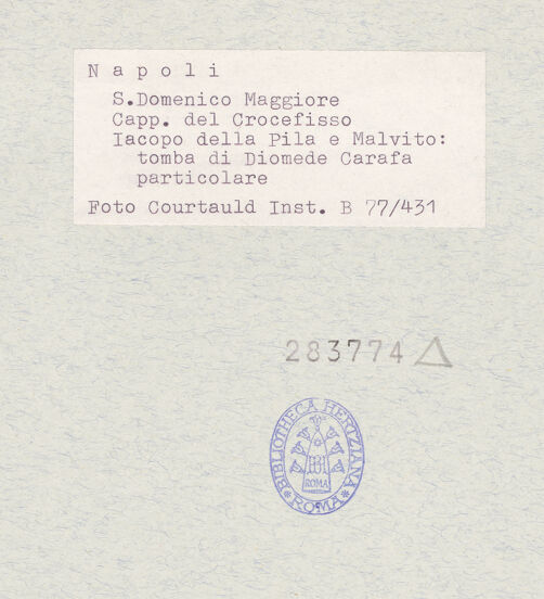 Rückseite von Courtauld Institute of Art [https://www.deutsche-digitale-bibliothek.de/content/lizenzen/rv-ez/] Grabmal des Diomede Carafa (gest. 1470) - Liegefigur: Diomede Carafa, bh283774_recto. Foto.