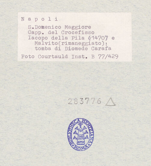 Rückseite von Courtauld Institute of Art [https://www.deutsche-digitale-bibliothek.de/content/lizenzen/rv-ez/] Grabmal des Diomede Carafa (gest. 1470) - Gesamtansicht, bh283776_recto. Foto.