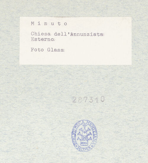 Rückseite von Glass, Dorothy [https://www.deutsche-digitale-bibliothek.de/content/lizenzen/rv-ez/] Santissima Annunziata - Fassade, Seitenansicht, bh287310_recto. Foto: Glass, Dorothy.