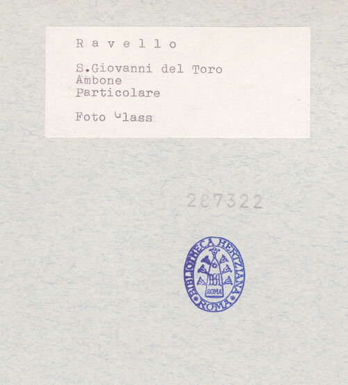 Rückseite von Glass, Dorothy [https://www.deutsche-digitale-bibliothek.de/content/lizenzen/rv-ez/] Bekrönung, bh287322_recto. Foto: Glass, Dorothy.