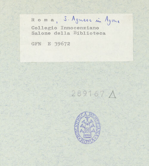 Rückseite von ICCD [https://www.deutsche-digitale-bibliothek.de/content/lizenzen/rv-ez/] Sant'Agnese in AgoneCollegio Innocenziano - Obergeschoss, Bibliothek, Ansicht einer Schmalwand, bh289167_recto. Foto.