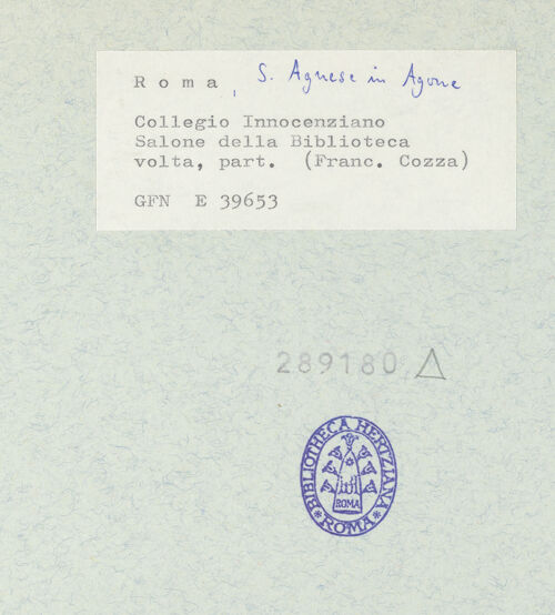 Rückseite von ICCD [https://www.deutsche-digitale-bibliothek.de/content/lizenzen/rv-ez/] Apotheose der Theologie - Detail: Allegorie mit Feder und Tafel, bh289180_recto. Foto.