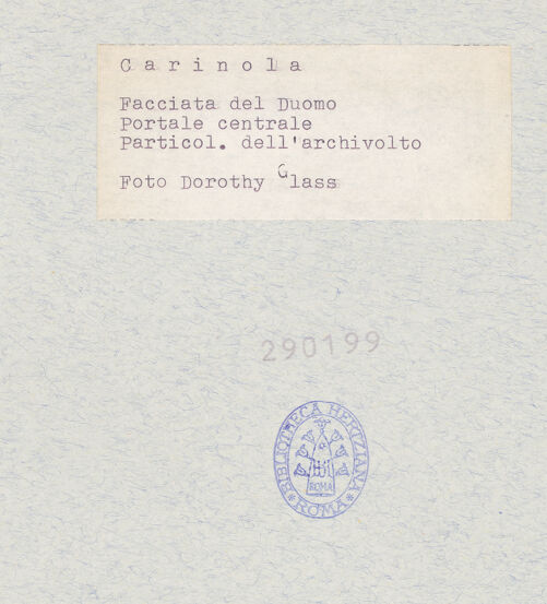 Rückseite von Glass, Dorothy [https://www.deutsche-digitale-bibliothek.de/content/lizenzen/rv-ez/] Hauptportal - Rechte Seite, Detail, bh290199_recto. Foto: Glass, Dorothy.