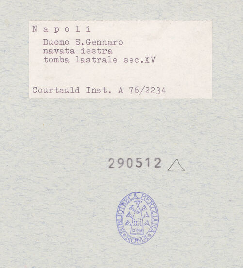 Rückseite von Courtauld Institute of Art [https://www.deutsche-digitale-bibliothek.de/content/lizenzen/rv-ez/] Grabplatte des Domherren Pietro Nicola de' Marchesi - Gesamtansicht, bh290512_recto. Foto.