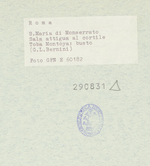 Rückseite von ICCD [https://www.deutsche-digitale-bibliothek.de/content/lizenzen/rv-ez/] Grabmal des Pedro Foix de MontoyaBüste des Pedro Foix de Montoya - Nahaufnahme von rechts, bh290831_recto. Foto.