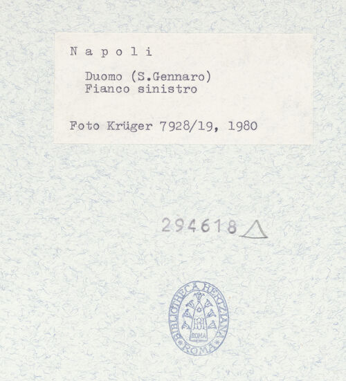 Rückseite von Krüger, Jürgen [https://www.deutsche-digitale-bibliothek.de/content/lizenzen/rv-fz/] DuomoNordseite - Teilansicht: Nordseitenschiff (von Norden), bh294618_recto. Foto: Krüger, Jürgen.