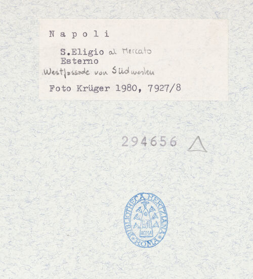 Rückseite von Krüger, Jürgen [https://www.deutsche-digitale-bibliothek.de/content/lizenzen/rv-fz/] Sant'Eligio al Mercato - Westfassade von Südwesten, bh294656_recto. Foto: Krüger, Jürgen.