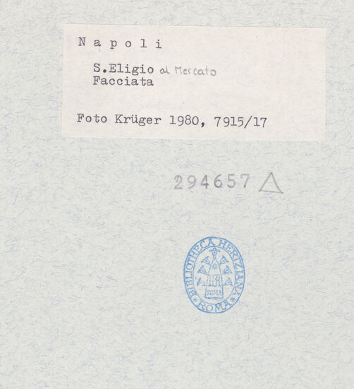 Rückseite von Krüger, Jürgen [https://www.deutsche-digitale-bibliothek.de/content/lizenzen/rv-fz/] Sant'Eligio al MercatoWestfassade - Teilansicht von Südwesten, bh294657_recto. Foto: Krüger, Jürgen.