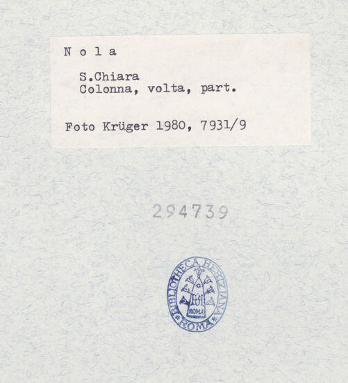 Rückseite von Krüger, Jürgen [https://www.deutsche-digitale-bibliothek.de/content/lizenzen/rv-fz/] Santa ChiaraSanta Chiara Vecchia - Presbyterium, Detail: Kapitell, bh294739_recto. Foto: Krüger, Jürgen.