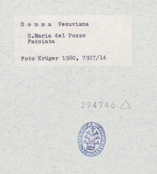 Rückseite von Krüger, Jürgen [https://www.deutsche-digitale-bibliothek.de/content/lizenzen/rv-ez/] Santa Maria del Pozzo - Seitenansicht mit Campanile, bh294746_recto. Foto: Krüger, Jürgen.