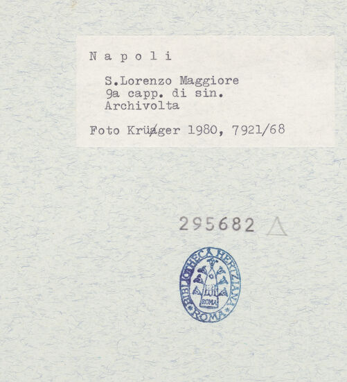 Rückseite von Krüger, Jürgen [https://www.deutsche-digitale-bibliothek.de/content/lizenzen/rv-fz/] San Lorenzo MaggioreNeunte Nordkapelle - Detail des Bogens, bh295682_recto. Foto: Krüger, Jürgen.