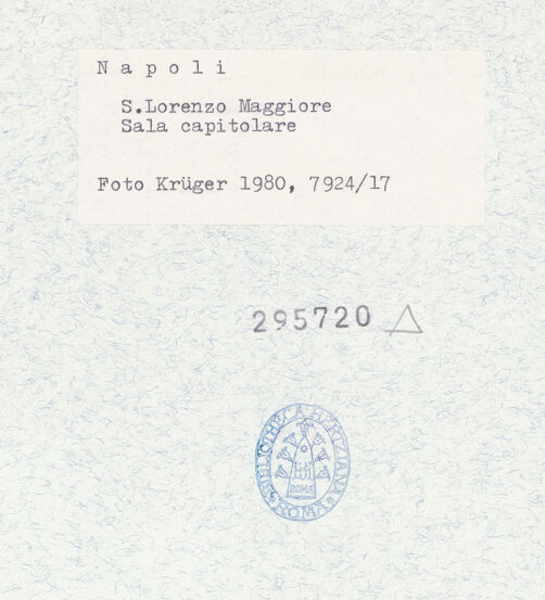 Rückseite von Krüger, Jürgen [https://www.deutsche-digitale-bibliothek.de/content/lizenzen/rv-fz/] San Lorenzo Maggiore, Convento - Innenraum, bh295720_recto. Foto: Krüger, Jürgen.