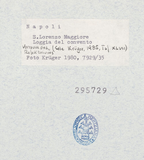 Rückseite von Krüger, Jürgen [https://www.deutsche-digitale-bibliothek.de/content/lizenzen/rv-fz/] San Lorenzo Maggiore, Convento - Vorraum des Refektoriums, bh295729_recto. Foto: Krüger, Jürgen.