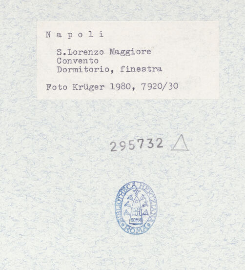 Rückseite von Krüger, Jürgen [https://www.deutsche-digitale-bibliothek.de/content/lizenzen/rv-fz/] San Lorenzo Maggiore, ConventoNordwand - Ansicht von Norden, bh295732_recto. Foto: Krüger, Jürgen.