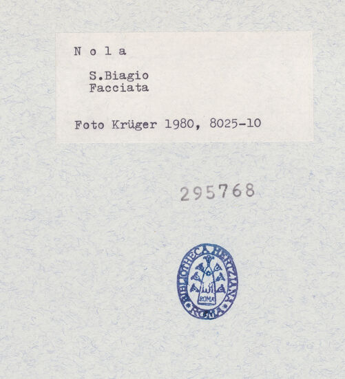 Rückseite von Krüger, Jürgen [https://www.deutsche-digitale-bibliothek.de/content/lizenzen/rv-fz/] San Biagio - Fassade (14. und 18. Jh.), bh295768_recto. Foto: Krüger, Jürgen.