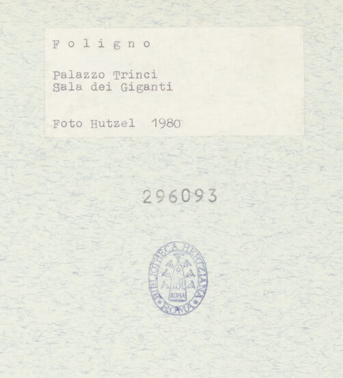 Rückseite von Getty Research Institute [https://www.deutsche-digitale-bibliothek.de/content/lizenzen/rv-ez/] Persönlichkeiten der römischen AntikeNordwand: Augustus, Tiberius, Marcus Furius Camillus, Gaius Fabricius, Manius Curius Dentatus, Titus Manlius Torquatus, Lucius Quincitius Cincinnatus und Marcellus - Teilansicht: Fabricius,  Manius Curius Dentatus, Titus Manlius Torquatus und Lucius Quincitius Cincinnatus, bh296093_recto. Foto: Hutzel, Max.