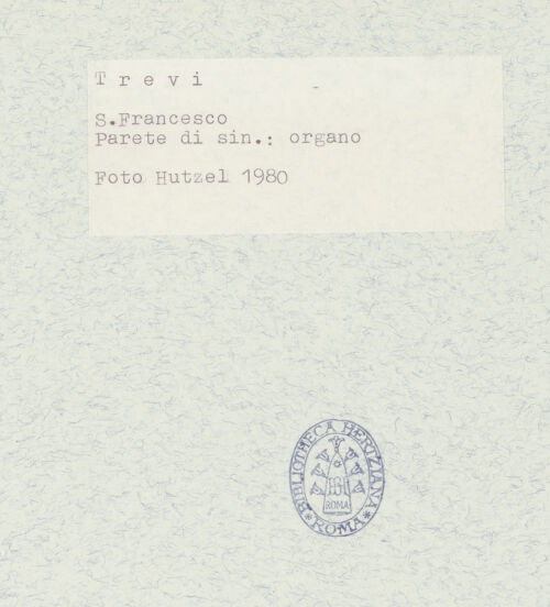 Rückseite von Getty Research Institute [https://www.deutsche-digitale-bibliothek.de/content/lizenzen/rv-ez/] Orgelprospekt - Gesamtansicht, frontal, bh296446_recto. Foto: Hutzel, Max.