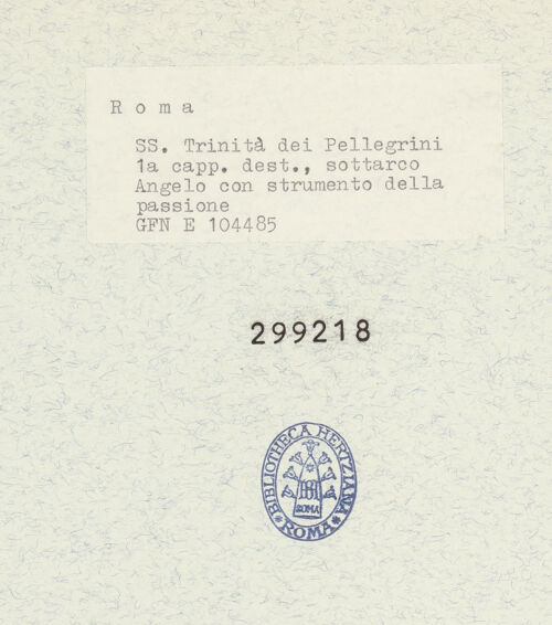 Rückseite von ICCD (GFN) [https://www.deutsche-digitale-bibliothek.de/content/lizenzen/rv-ez/] Zyklus von Engeln mit den Leidenswerkzeugen - linker Pilaster, unten: Engel mit Lanze, bh299218_recto. Foto.