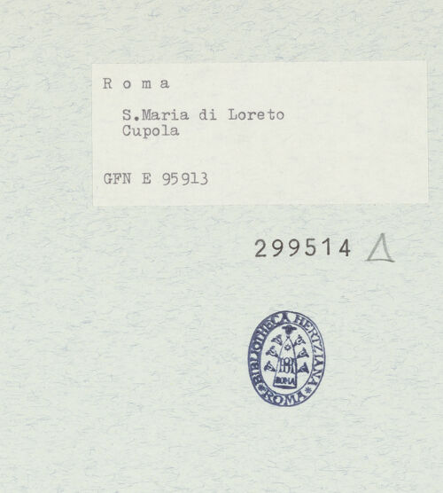 Rückseite von ICCD [https://www.deutsche-digitale-bibliothek.de/content/lizenzen/rv-ez/] Santa Maria di Loreto - Außenansicht der Kuppel, bh299514_recto. Foto.