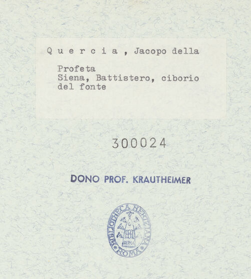 Rückseite von unbekannt [https://www.deutsche-digitale-bibliothek.de/content/lizenzen/rv-fz/] TaufbrunnenFünf ProphetenProphet - Gesamtansicht, bh300024_recto. Foto.