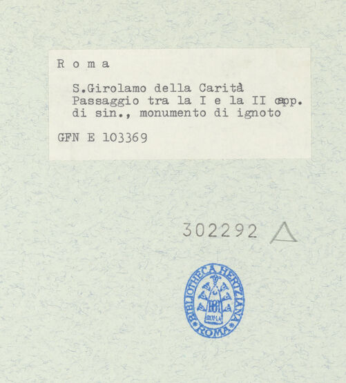 Rückseite von ICCD [https://www.deutsche-digitale-bibliothek.de/content/lizenzen/rv-ez/] Grabmal eines Unbekannten - , bh302292_recto. Foto.