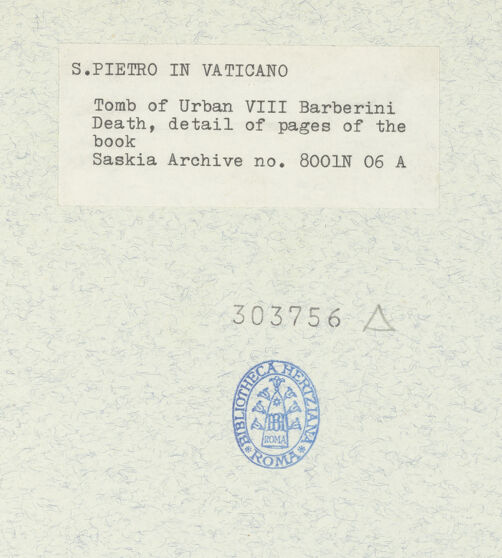 Rückseite von Bibliotheca Hertziana [https://www.deutsche-digitale-bibliothek.de/content/lizenzen/rv-fz/] Grabmal von Papst Urban VIII.Der Tod schreibt den Namen des Papstes auf ein Pergament - Detail: Seiten des Buches, bh303756_recto. Foto: Wiedenhoeft, Ron.