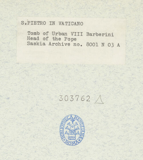 Rückseite von Bibliotheca Hertziana [https://www.deutsche-digitale-bibliothek.de/content/lizenzen/rv-fz/] Grabmal von Papst Urban VIII.Der Papst auf der Kathedra thronend - Detail: Kopf, bh303762_recto. Foto: Wiedenhoeft, Ron.