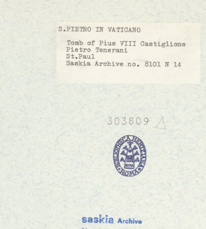 Rückseite von Bibliotheca Hertziana [https://www.deutsche-digitale-bibliothek.de/content/lizenzen/rv-fz/] Grabmal von Papst Pius VIII. Albani - St. Paul: gesamte Figur, bh303809_recto. Foto: Wiedenhoeft, Ron.