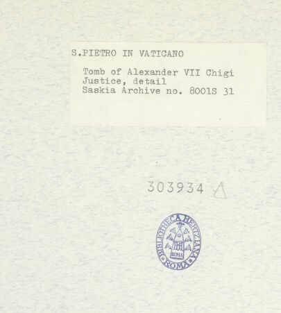 Rückseite von Bibliotheca Hertziana [https://www.deutsche-digitale-bibliothek.de/content/lizenzen/rv-fz/] Grabmal von Papst Alexander VII. ChigiJustitia - Detail der Jusititia, bh303934_recto. Foto: Wiedenhoeft, Ron.