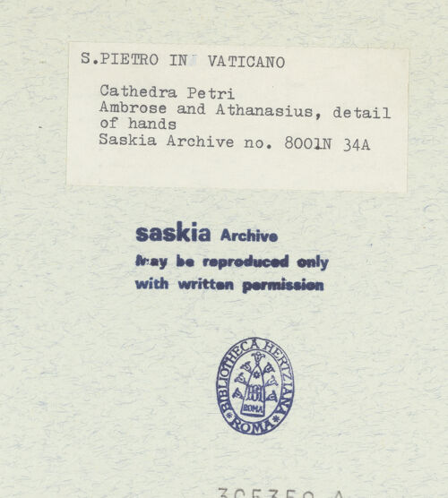 Rückseite von Bibliotheca Hertziana [https://www.deutsche-digitale-bibliothek.de/content/lizenzen/rv-fz/] Cathedra PetriKirchenväter - Detailansicht der Hände: St. Ambrosius und Athanasius, bh305359_recto. Foto: Wiedenhoeft, Ron.