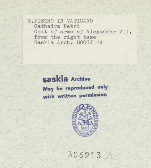 Rückseite von Bibliotheca Hertziana [https://www.deutsche-digitale-bibliothek.de/content/lizenzen/rv-fz/] Cathedra PetriKirchenväterSeitliche Postamente: Wappen von Papst Alexander VII. - Wappen: Alexander VII., bh306913_recto. Foto: Wiedenhoeft, Ron.