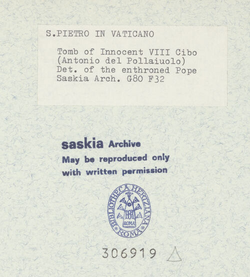 Rückseite von Bibliotheca Hertziana [https://www.deutsche-digitale-bibliothek.de/content/lizenzen/rv-fz/] Grabmonument Papst Innozenz VIII.Thronender Papstes - Gesamtansicht der Figur, bh306919_recto. Foto: Wiedenhoeft, Ron.