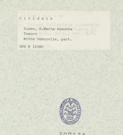 Rückseite von ICCD [https://www.deutsche-digitale-bibliothek.de/content/lizenzen/rv-ez/] Sogenannte Mitra von San Paolino - Rückseite, Detail: Heiliger Antonius von Padua, bh307131_recto. Foto.