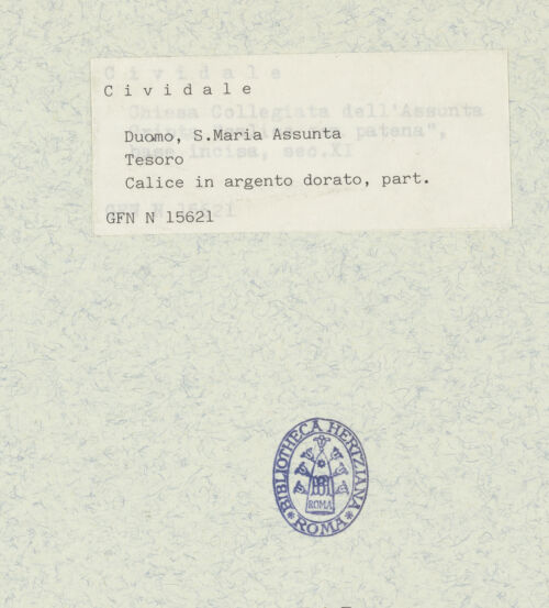 Rückseite von ICCD [https://www.deutsche-digitale-bibliothek.de/content/lizenzen/rv-ez/] Kelch mit Patene - Fuß: Evangelist, bh307155_recto. Foto.