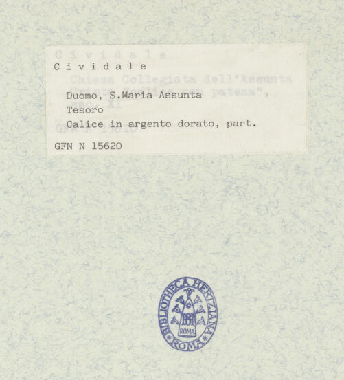 Rückseite von ICCD [https://www.deutsche-digitale-bibliothek.de/content/lizenzen/rv-ez/] Kelch mit Patene - Fuß: zwei Evangelisten, bh307156_recto. Foto.