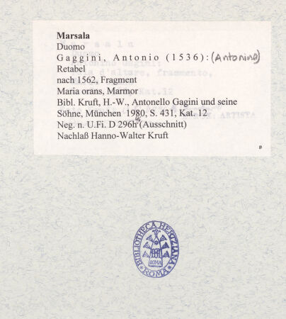 Rückseite von Bibliotheca Hertziana [https://www.deutsche-digitale-bibliothek.de/content/lizenzen/rv-fz/] Fragmente eines MarienretabelsMaria orans - Gesamtansicht, bh314370_recto. Foto: Kruft, Hanno-Walter.