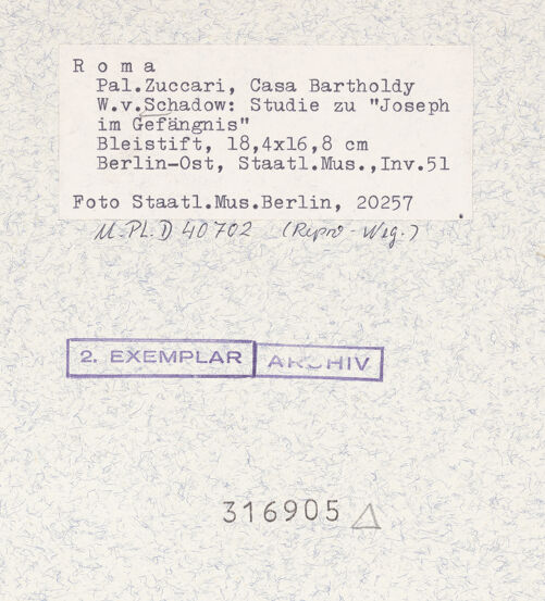 Rückseite von Staatliche Museen zu Berlin [https://www.deutsche-digitale-bibliothek.de/content/lizenzen/rv-ez/] Joseph im Gefängnis: Armstudie - , bh316905_recto. Foto.