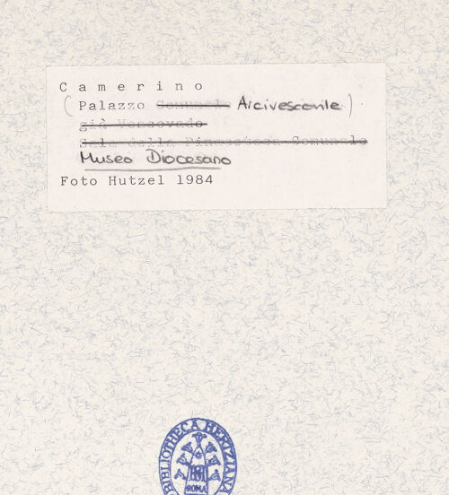 Rückseite von unbekannt [https://www.deutsche-digitale-bibliothek.de/content/lizenzen/rv-ez/] Palazzo Arcivescovile - Innenraum, bh340935_recto. Foto: Hutzel, Max.