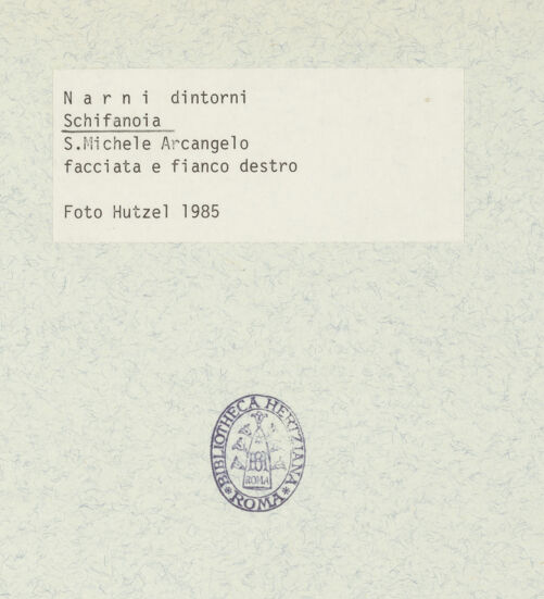 Rückseite von Getty Research Institute? [https://www.deutsche-digitale-bibliothek.de/content/lizenzen/rv-fz/] San Michele Arcangelo - Fassade und rechte Flanke, bh352904_recto. Foto: Hutzel, Max.