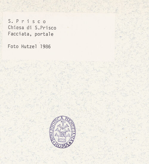 Rückseite von Hutzel, Max [https://www.deutsche-digitale-bibliothek.de/content/lizenzen/rv-ez/] San Prisco - Hauptportal, bh361121_recto. Foto: Hutzel, Max.